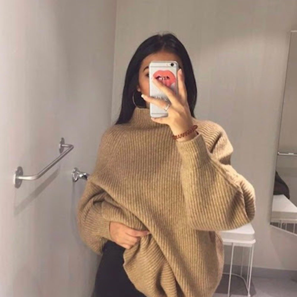 Meet your Posher, Azra